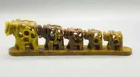 7" 5 Elephants in a row